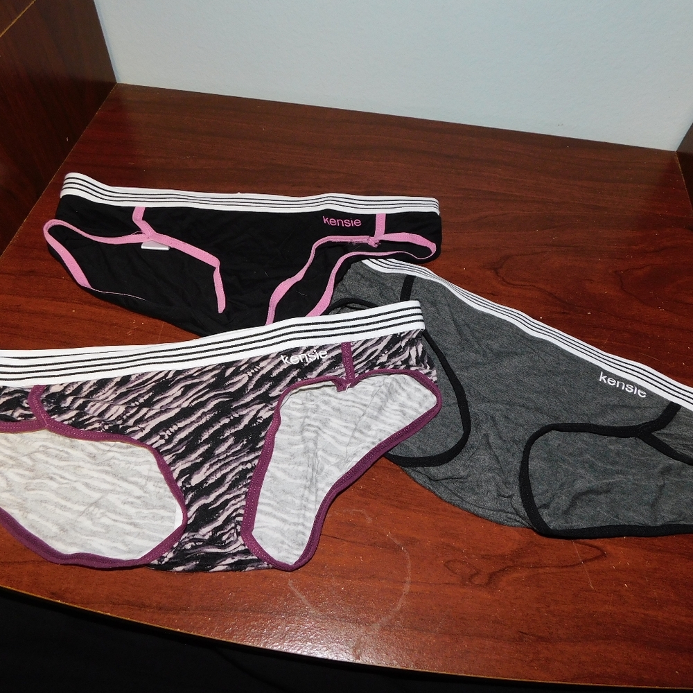 undies